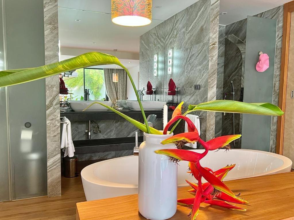 Villa Pak Dang Phuket Exteriör bild